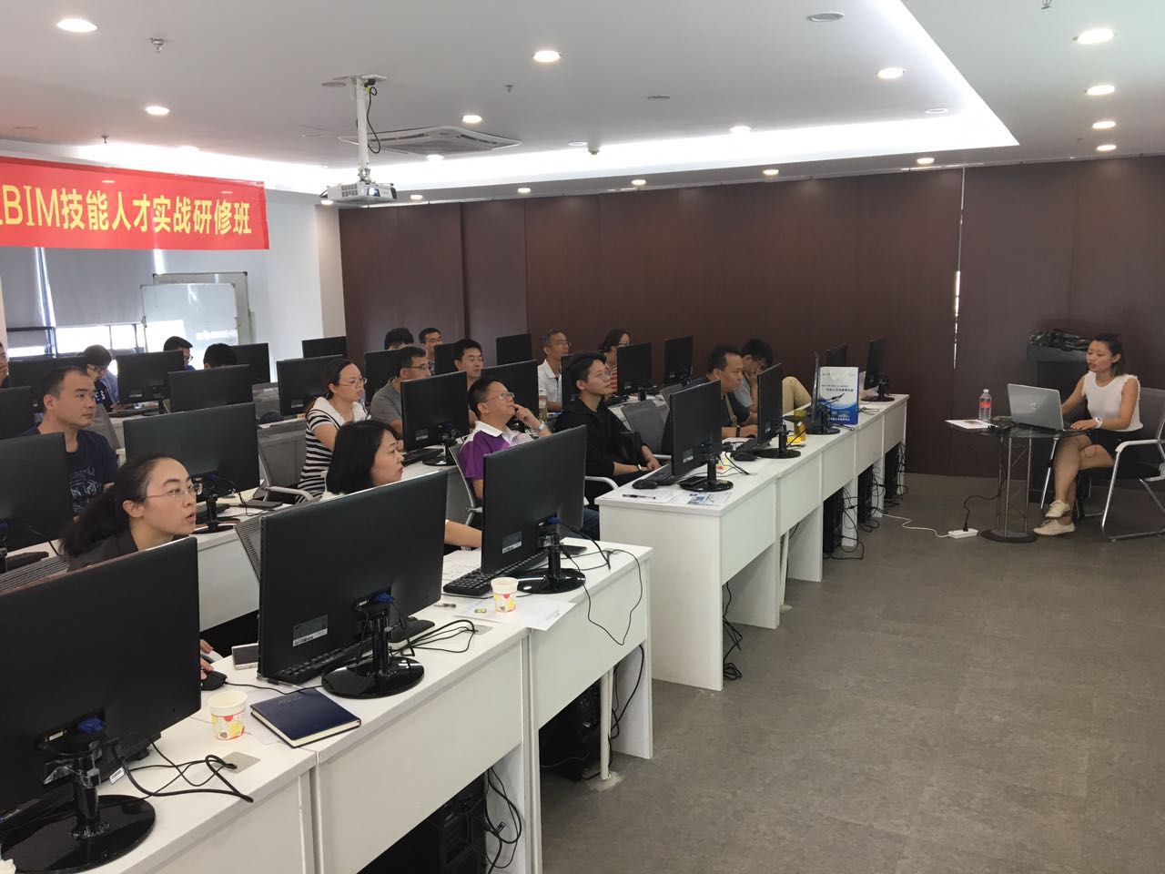 香港3158中特致富网